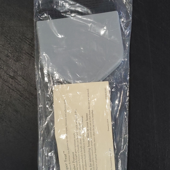 Pampered Chef Super Swat Fly Swatter - Picture 3 of 5